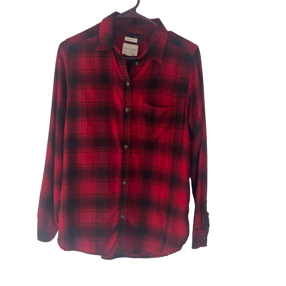 American Eagle Women's Size Small Amazingly Soft Red Black Plaid Button Up